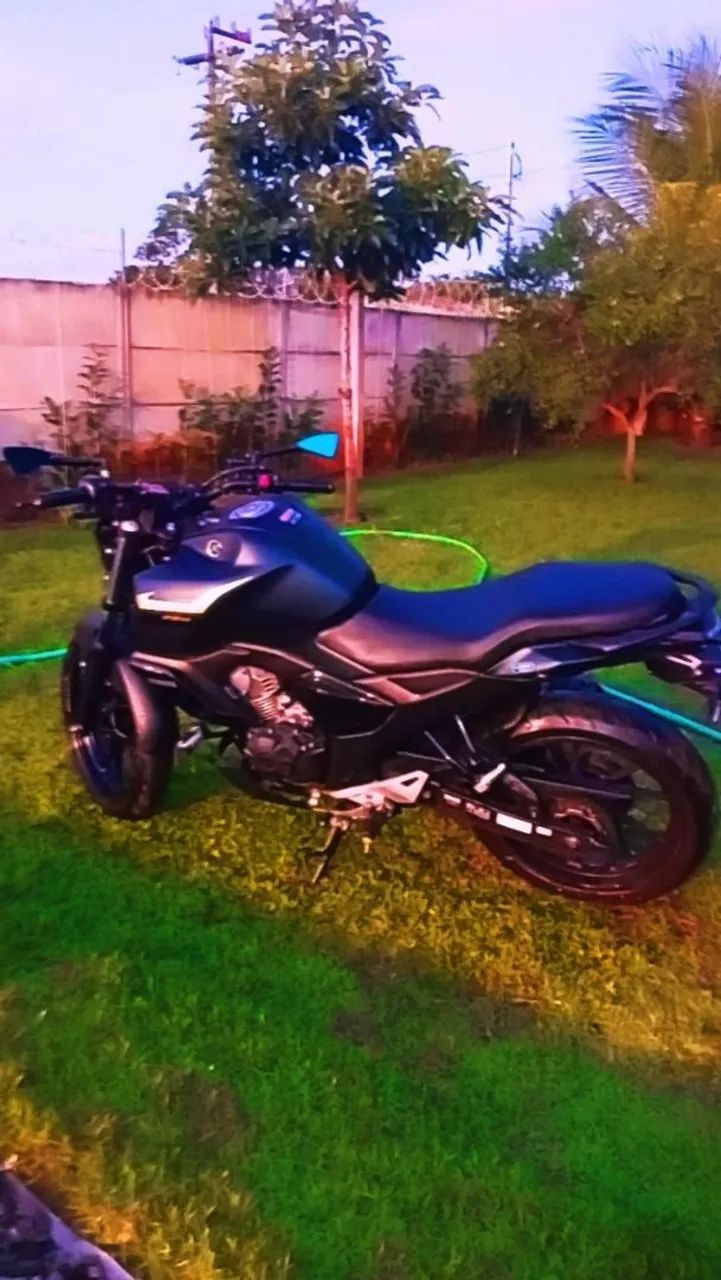 YAMAHA FZ15 ano 2025