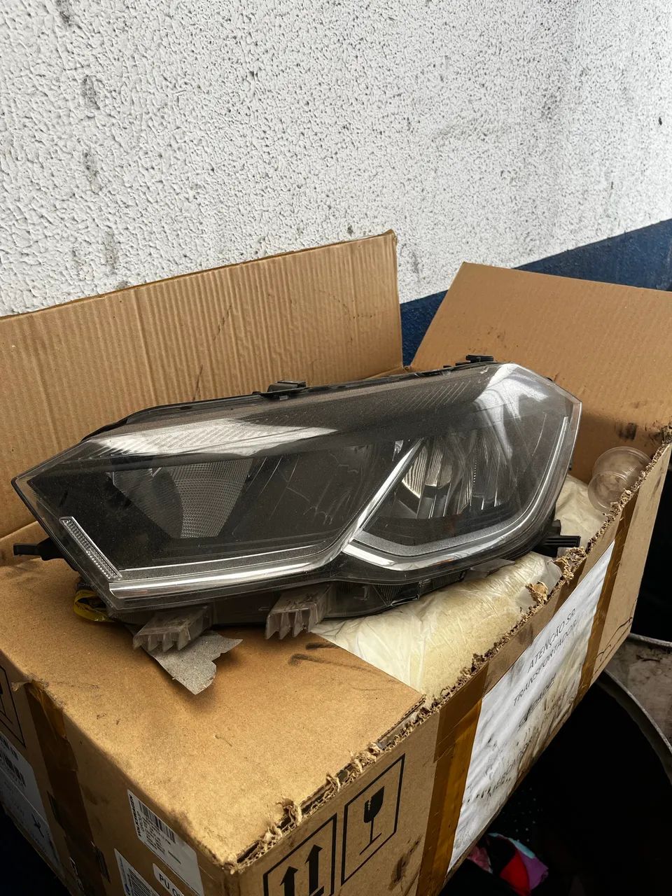 Farol do VW polo