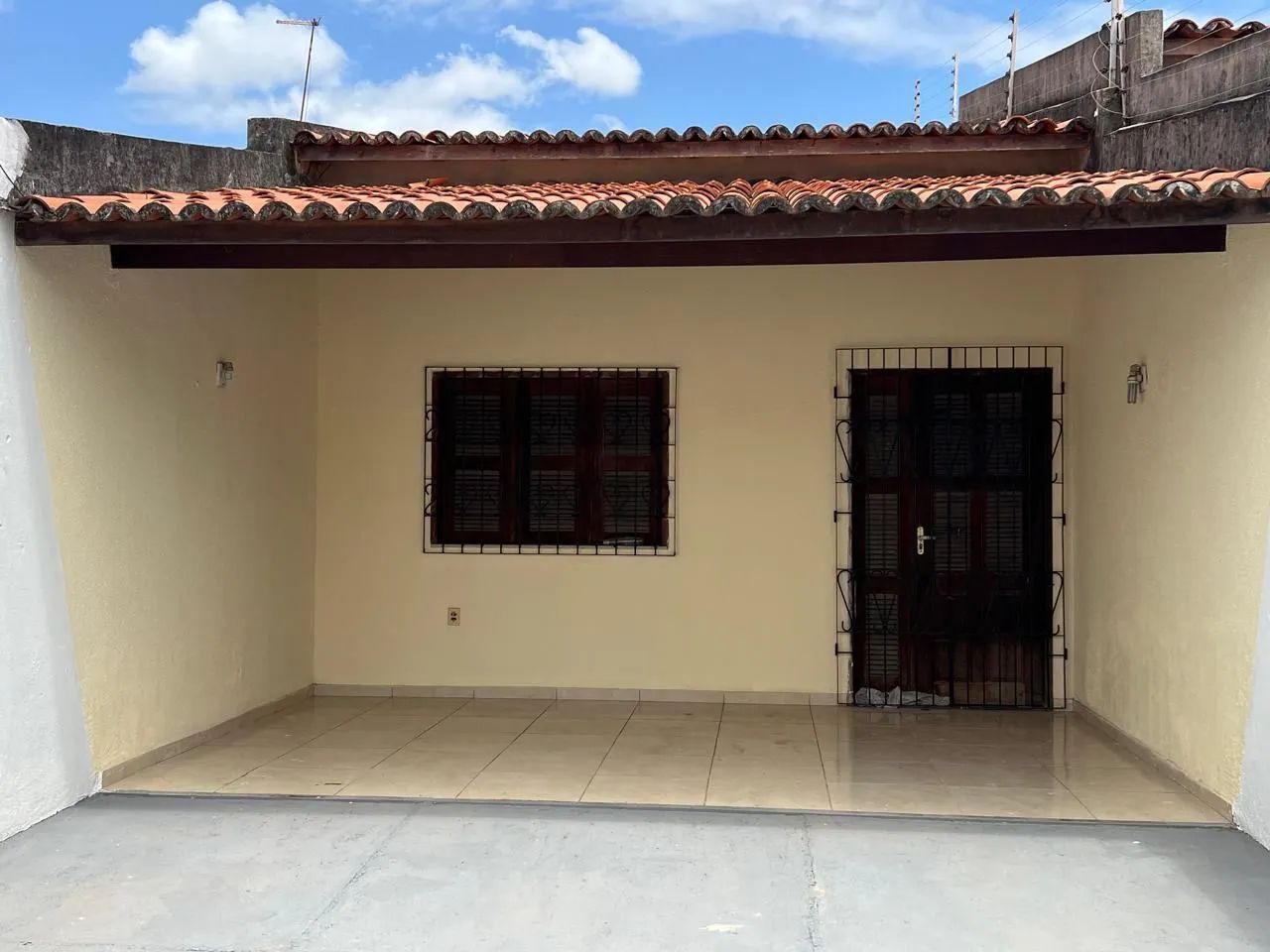 Casa plana com 3 quartos, 2 banheiros, 4 vagas - Foto 4