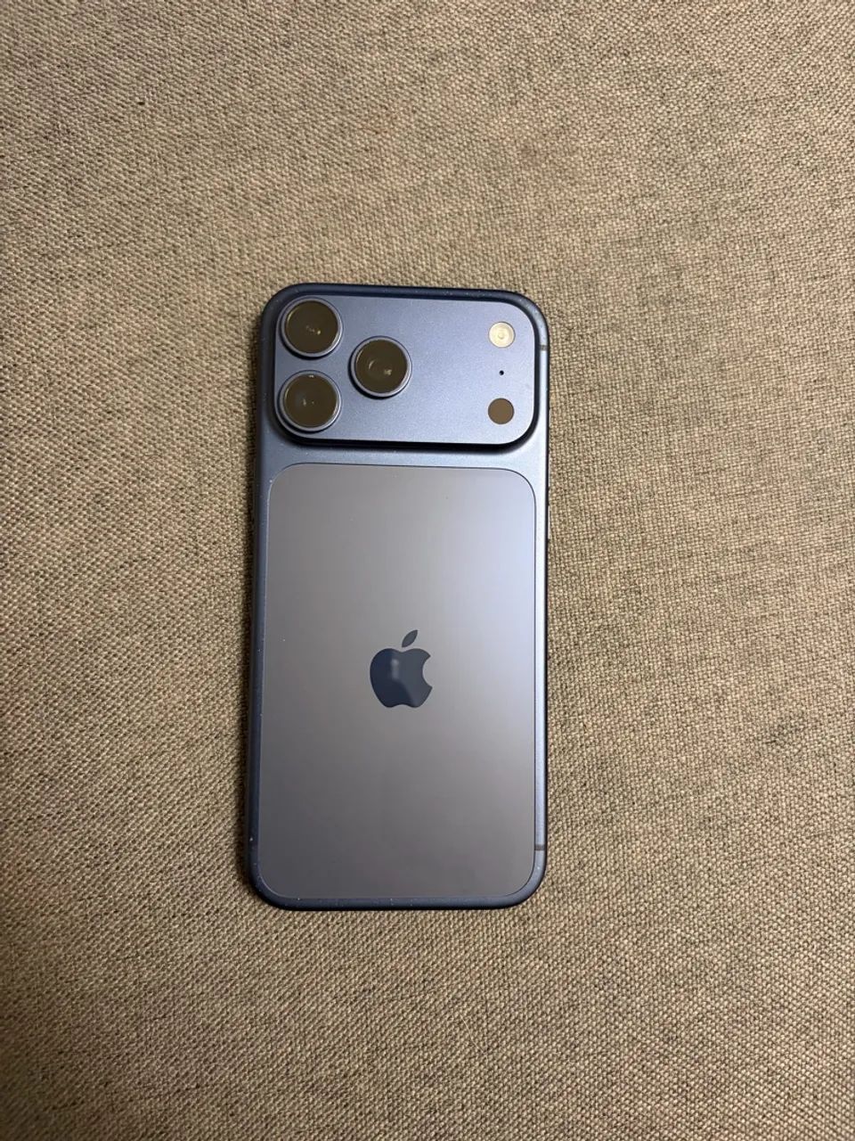 iPhone 17 Pro Max 256GB Deep Blue  - Excelente estado!!! - Foto 3