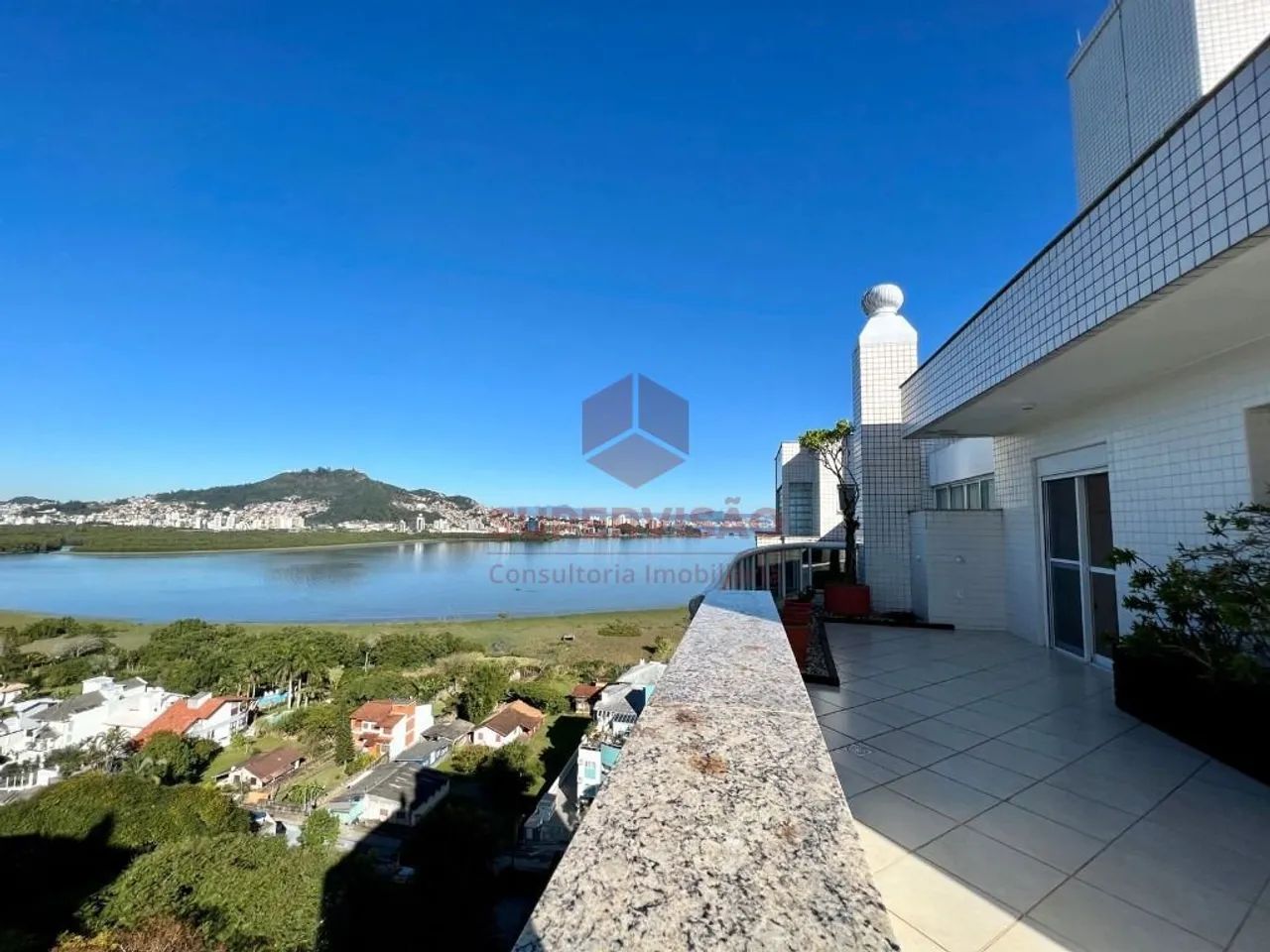 Cobertura com 3 quartos à venda, 233 m² - João Paulo - Florianópolis/SC