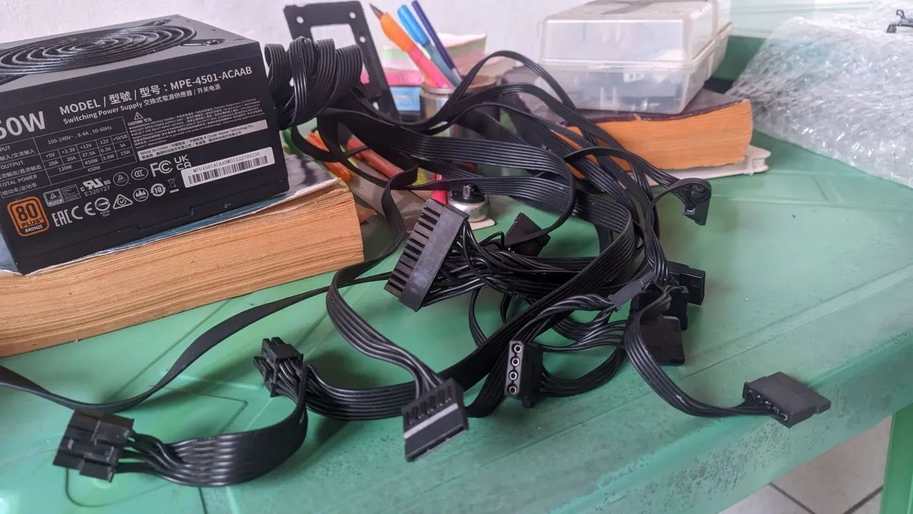 Fonte cooler master 450w 80 plus valor : 100 Reais  - Foto 5
