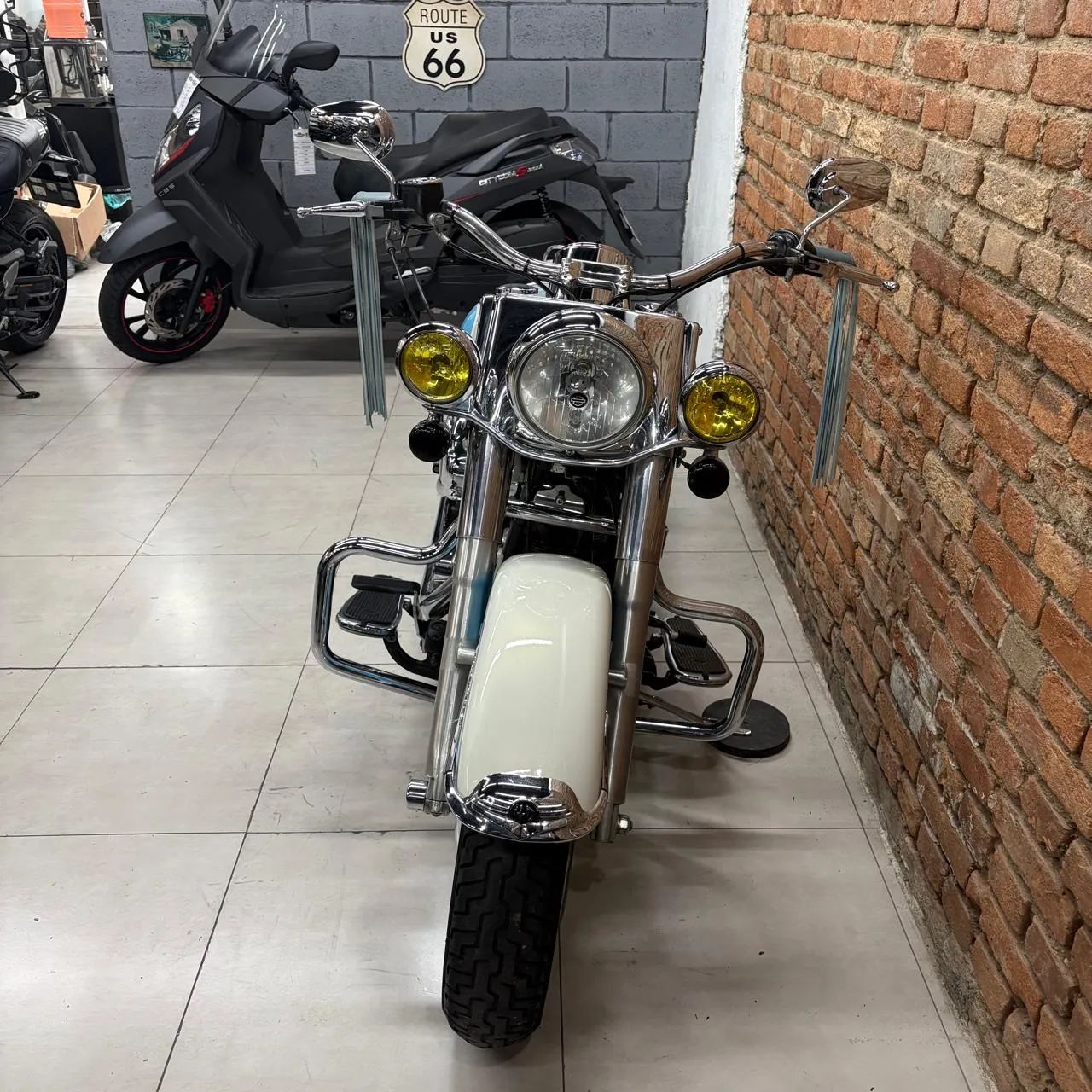 Harley-Davidson SOFTAIL DELUXE  FLSTN - Foto 5