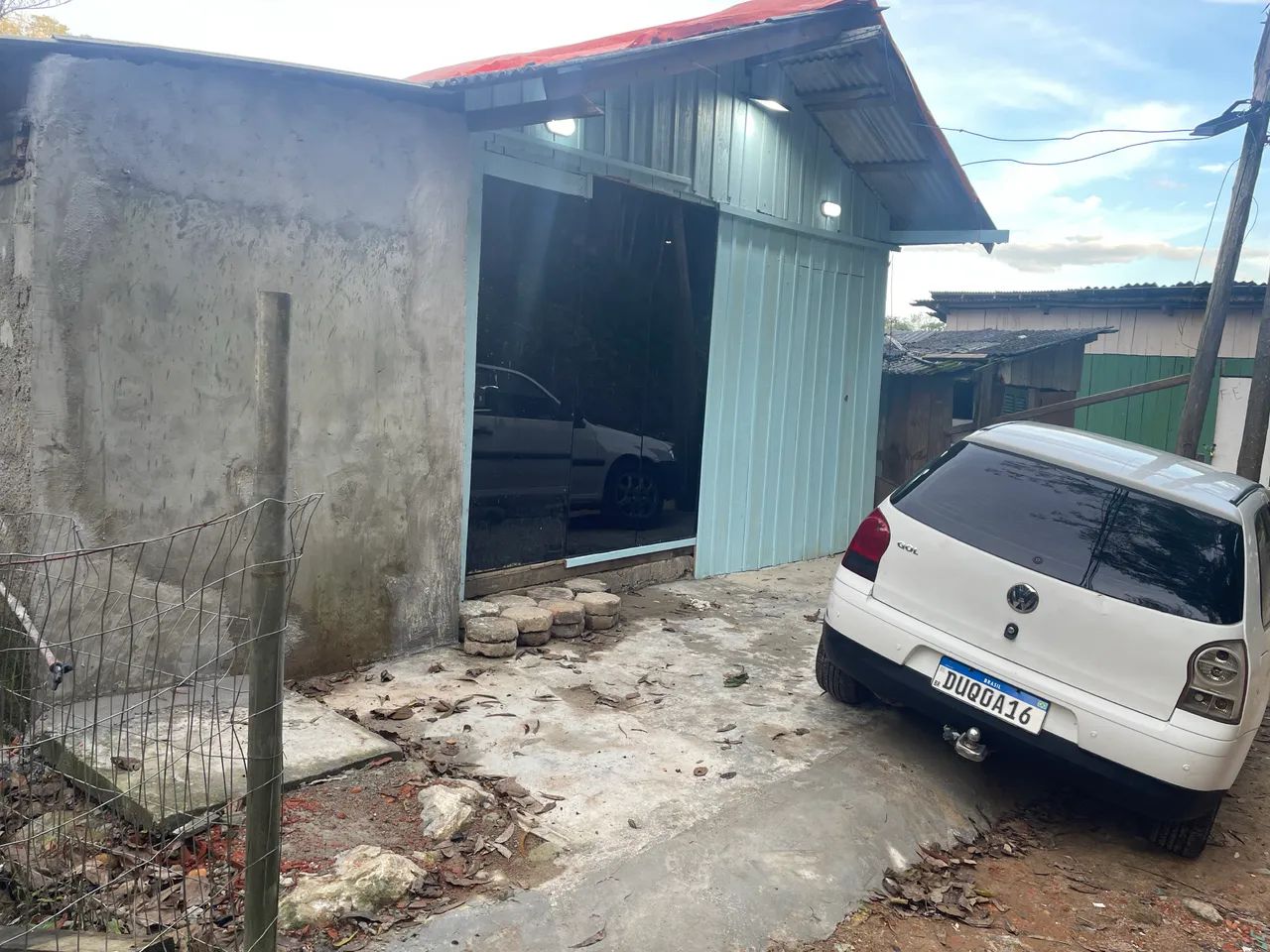 Casa para alugar ou vender em São José sc