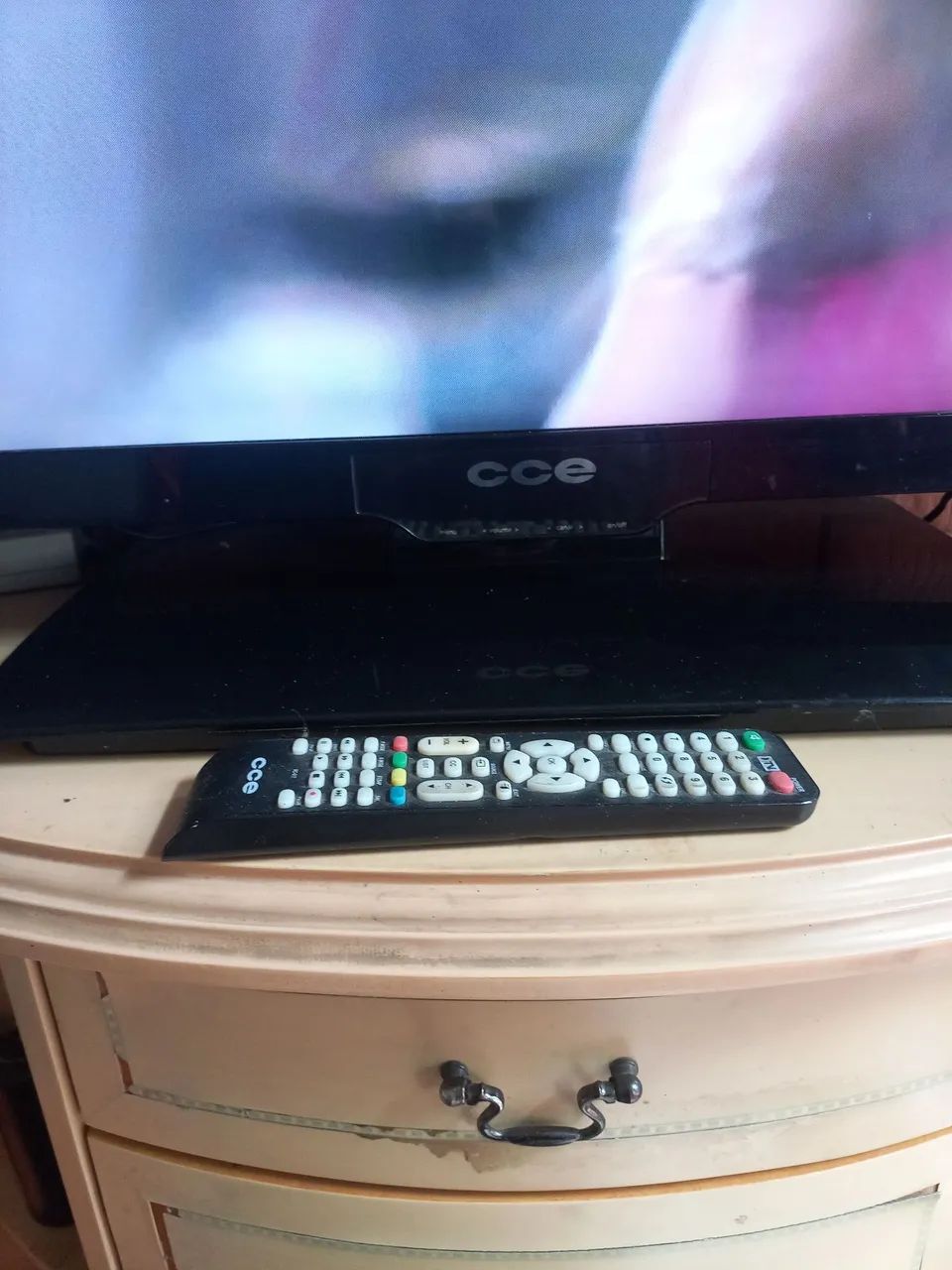 TV 40' semi nova - Foto 2