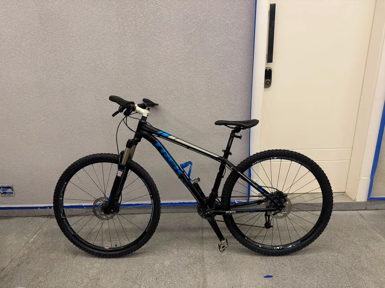 BICICLETA TREK X-CALIBER ARO 29 - Foto 5
