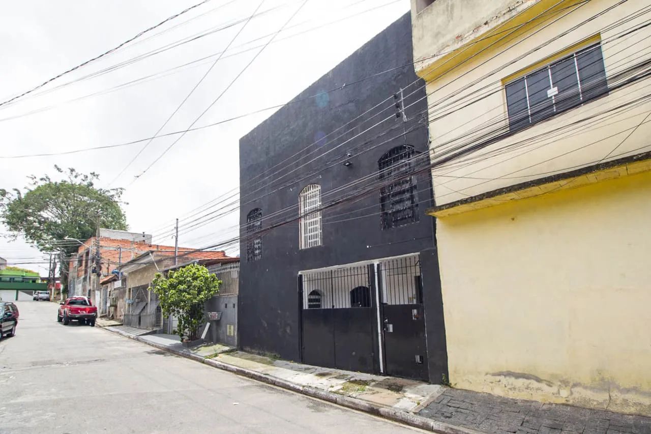 Casa comercial na Rua Ida Radiante Bonfanti, 85  200 m² - Foto 3