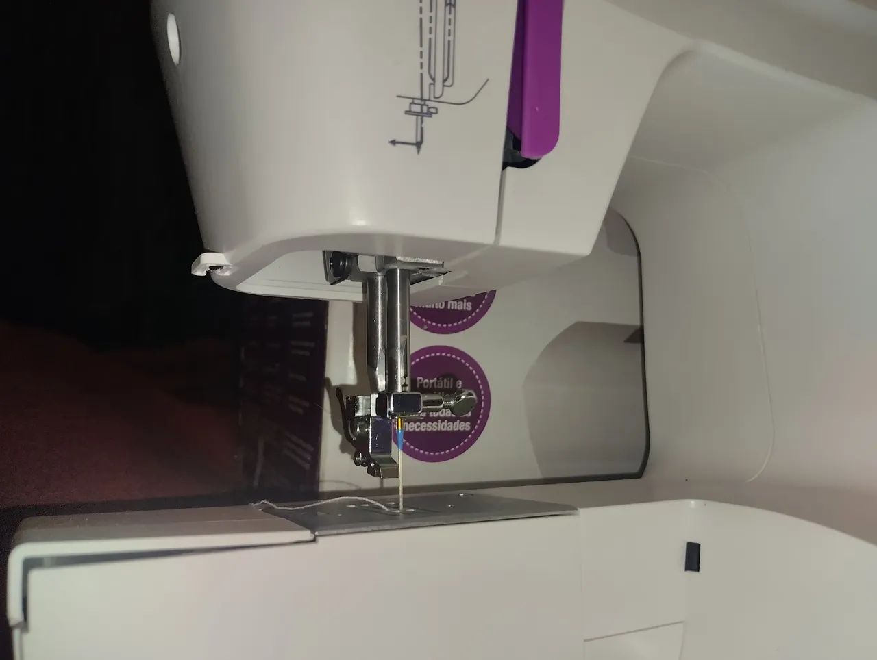 Máquina de costura PHILCO 32 pontos, nova - Foto 2