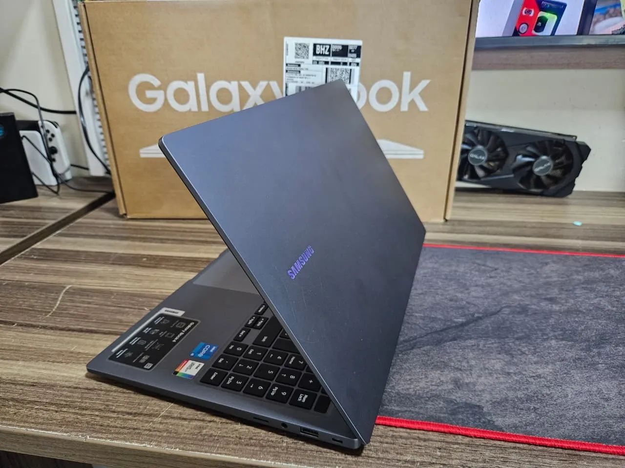 GALAXY BOOK 4 - Foto 5