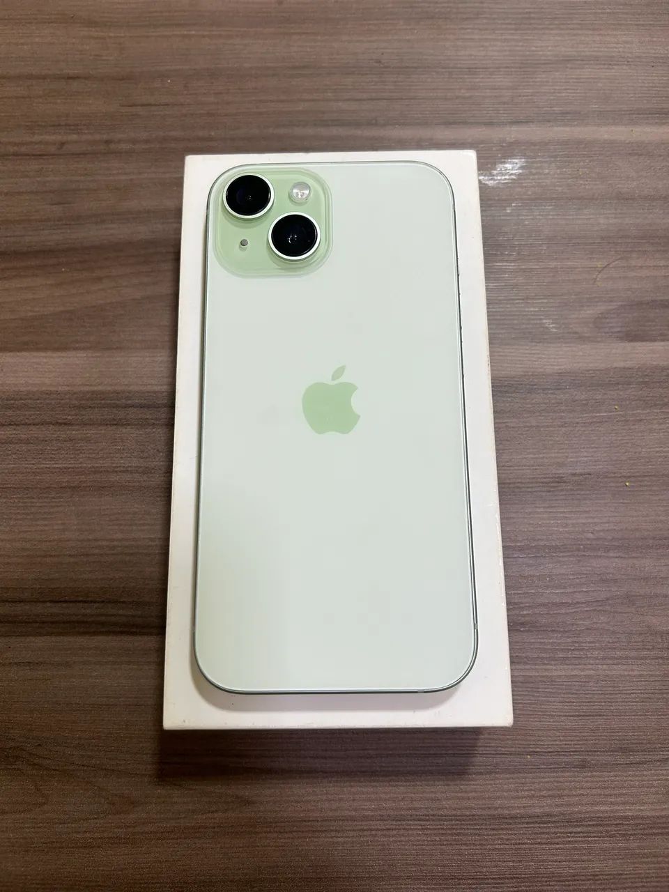 iPhone 15 Verde - 128 GB | Excelente Estado!