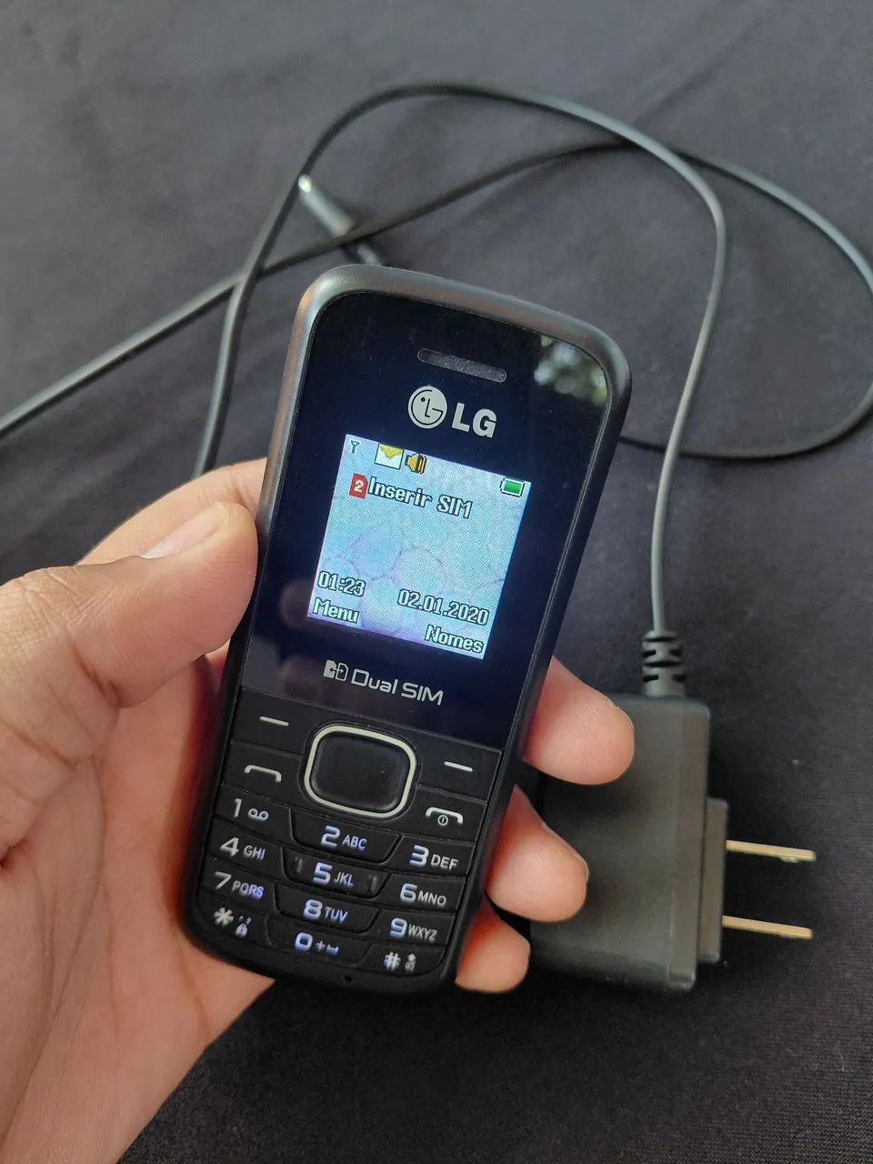 Celular - Funcionando perfeitamente - Entrego 