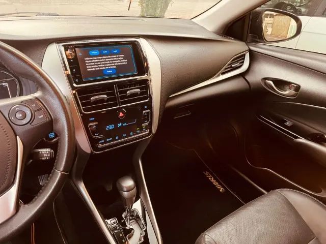 Toyota Yaris XS Connect Sedan 1.5 Flex 16V AUT 2022 - Foto 9
