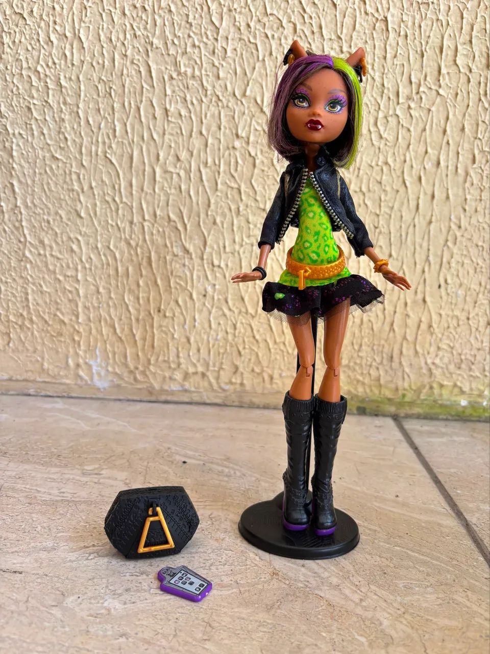 Vendo boneca clawdeen monster high  - Foto 3