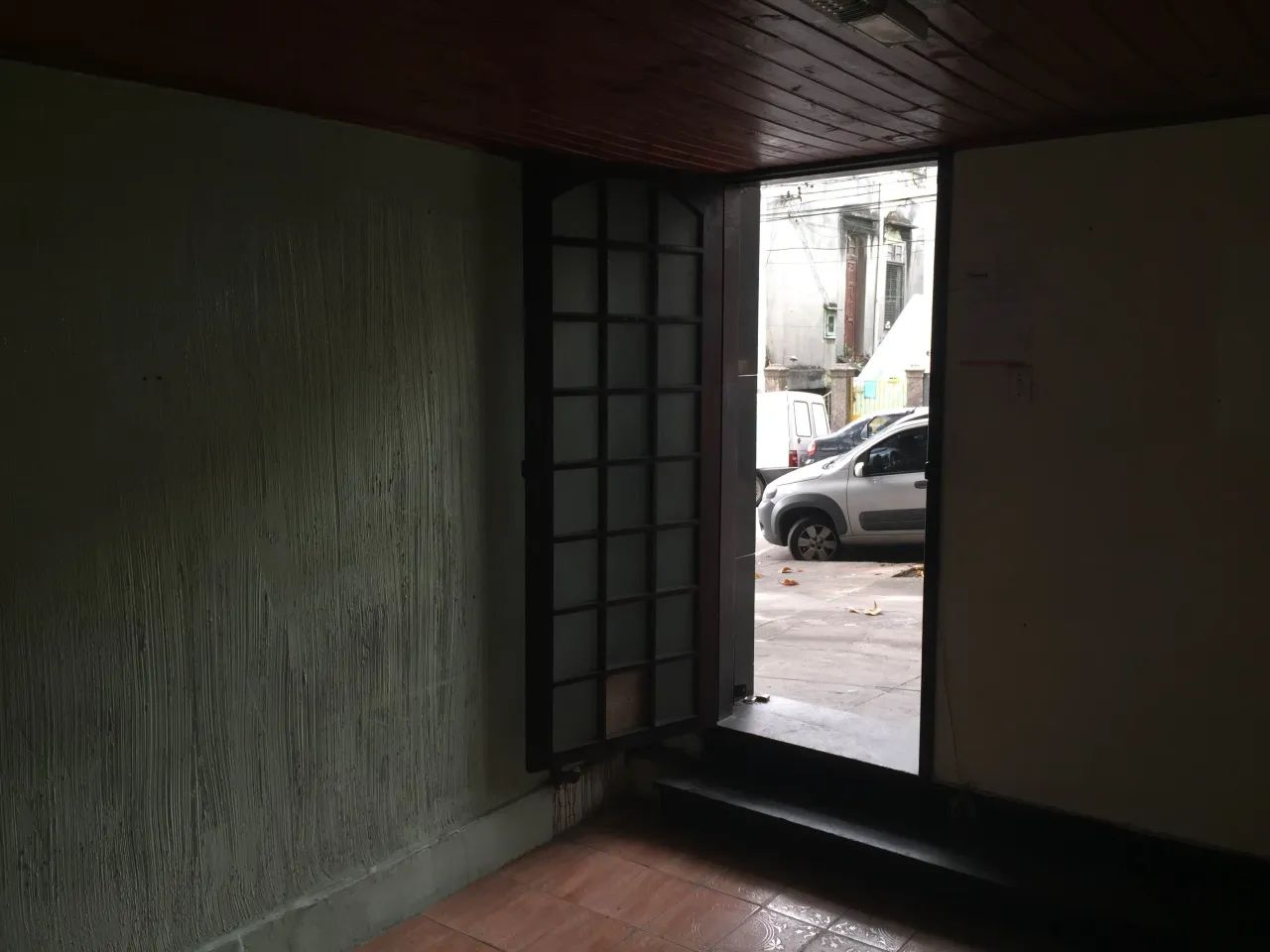 Ponto comercial/Loja/Box para venda possui 38 metros quadrados com 1 quarto - Foto 8