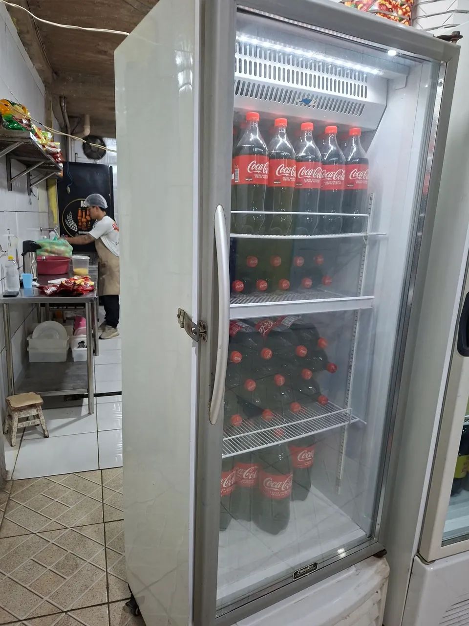 EXPOSITOR DE BEBIDA - Foto 3