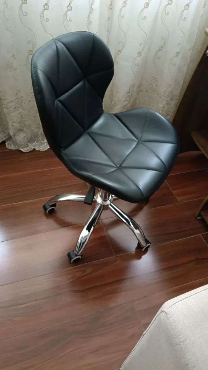 Mesa para computador com cadeira - Foto 3