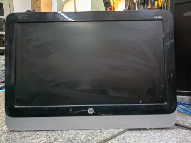 Computador HP COM DEFEITO