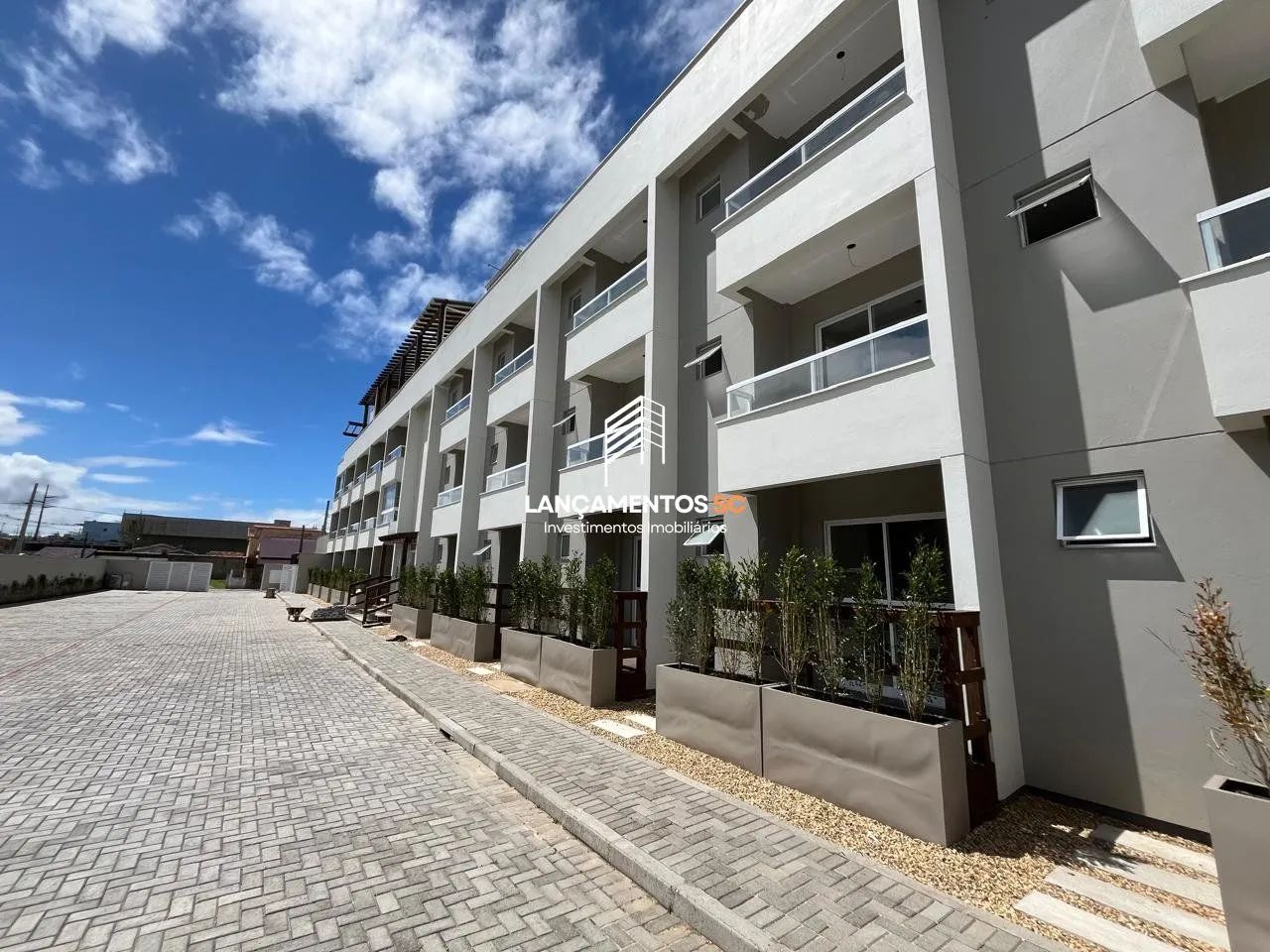 Apartamento pronto para morar, próximo da praia da Vila em Imbituba/SC - Foto 2