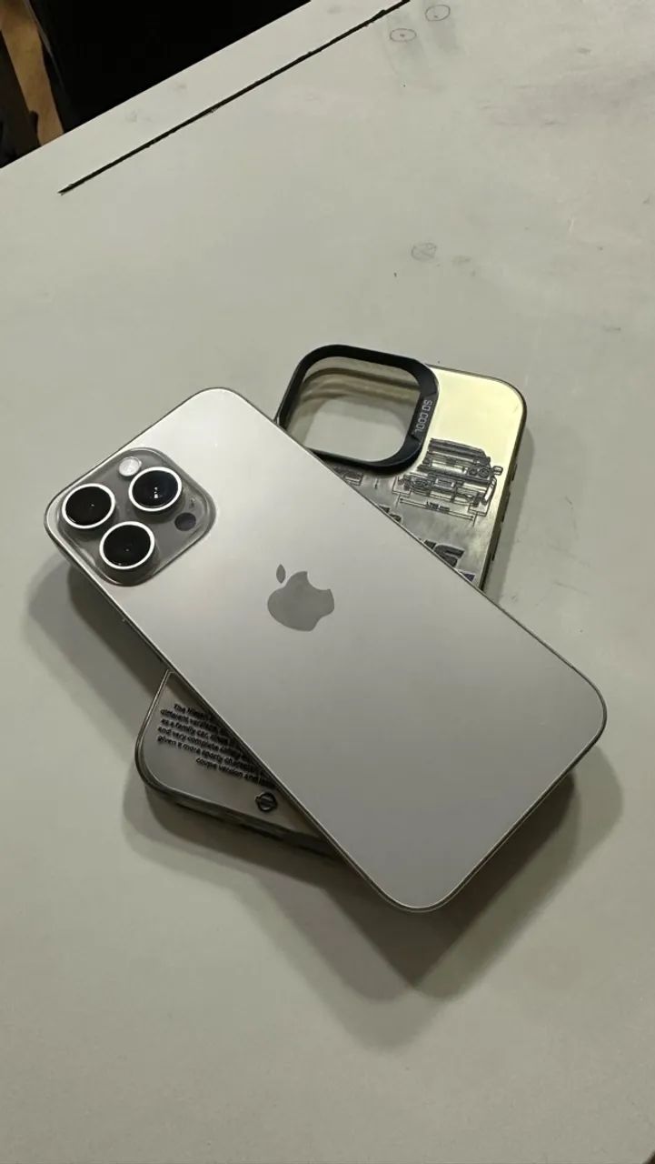 iPhone 15 Pro Max - Foto 5