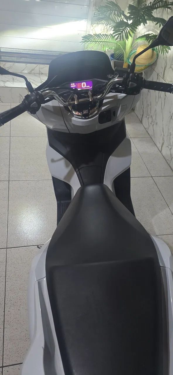 Vendo pcx zerado com 3.800 km - Foto 4