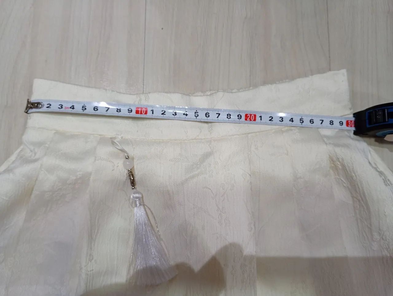 Saia Creme com estampa auto relevo  - Foto 3