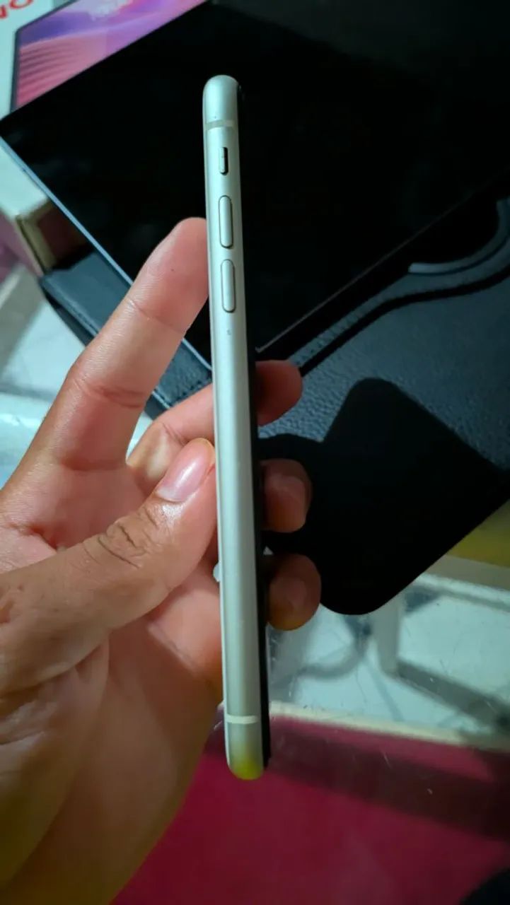 iPhone 11  - Foto 4