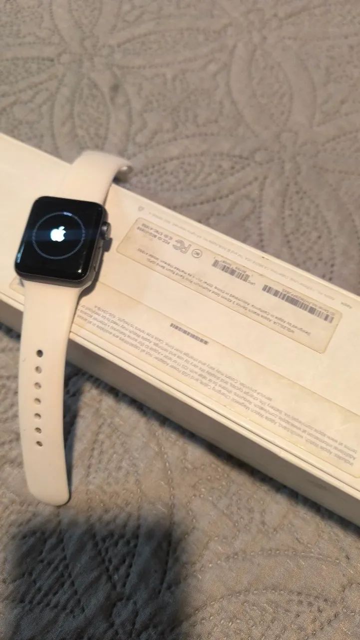 Applewatch série 3 - 38mm - Foto 2