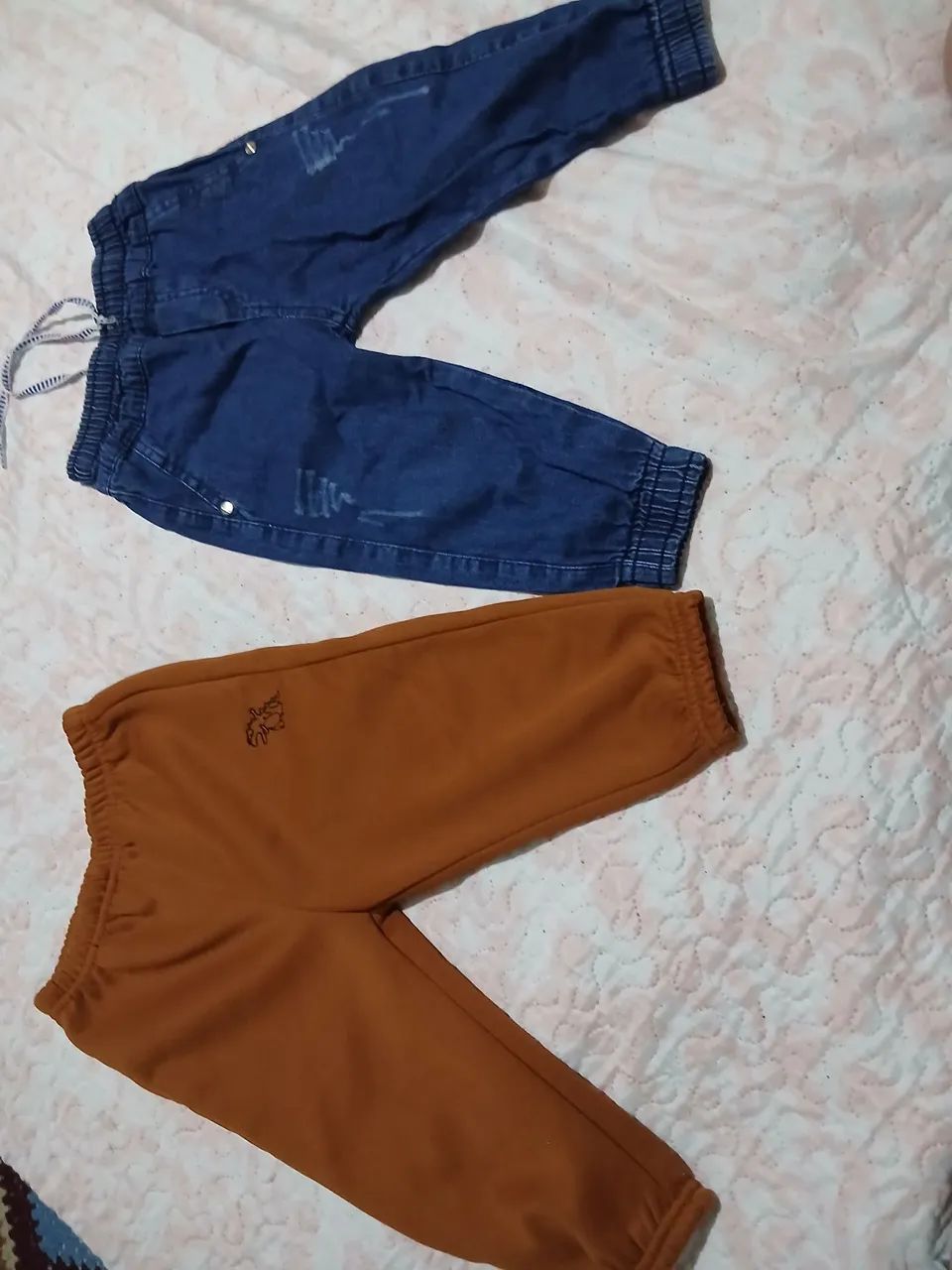 ROUPA EM ÓTIMO ESTADO