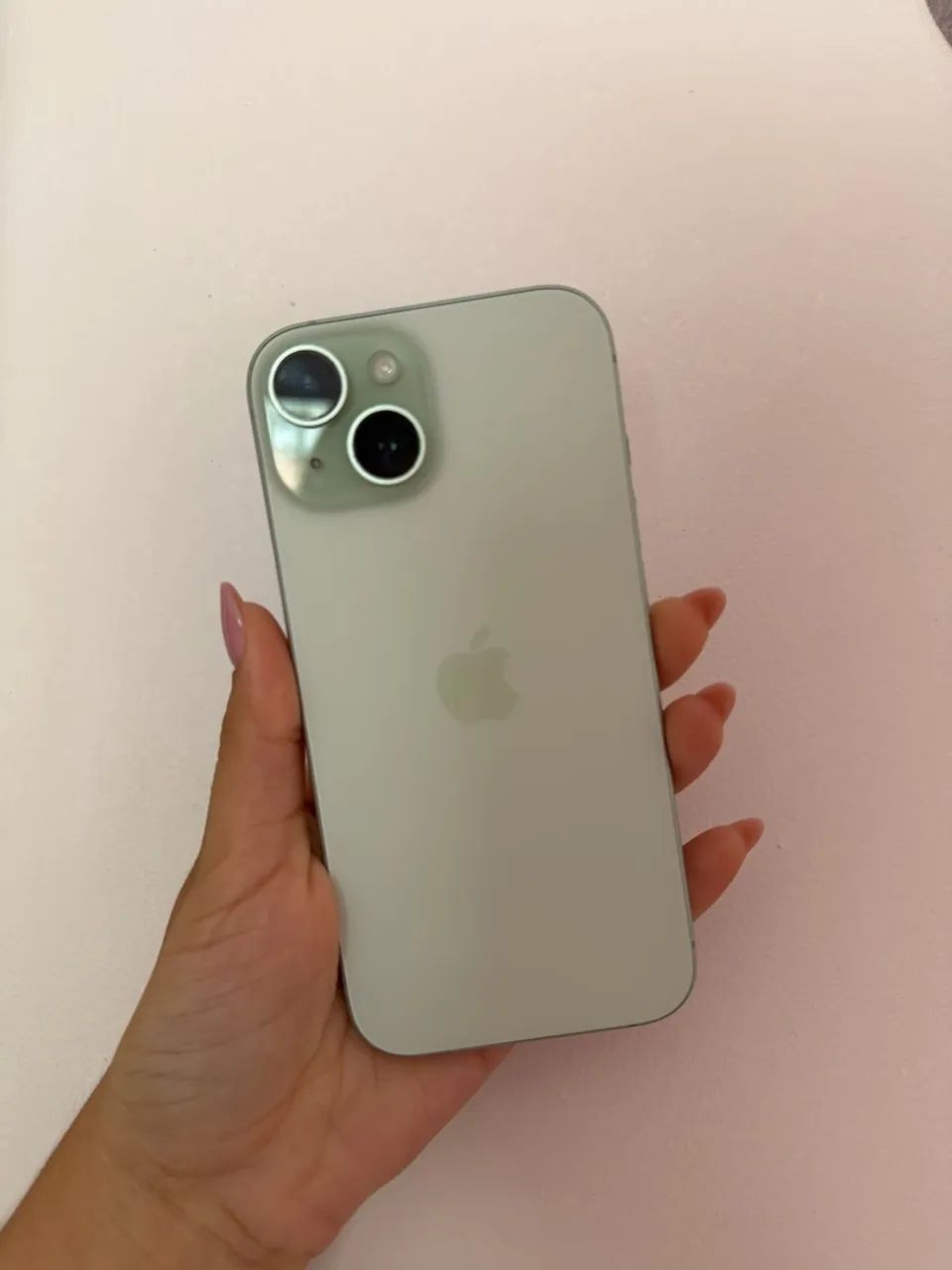 iPhone 15 