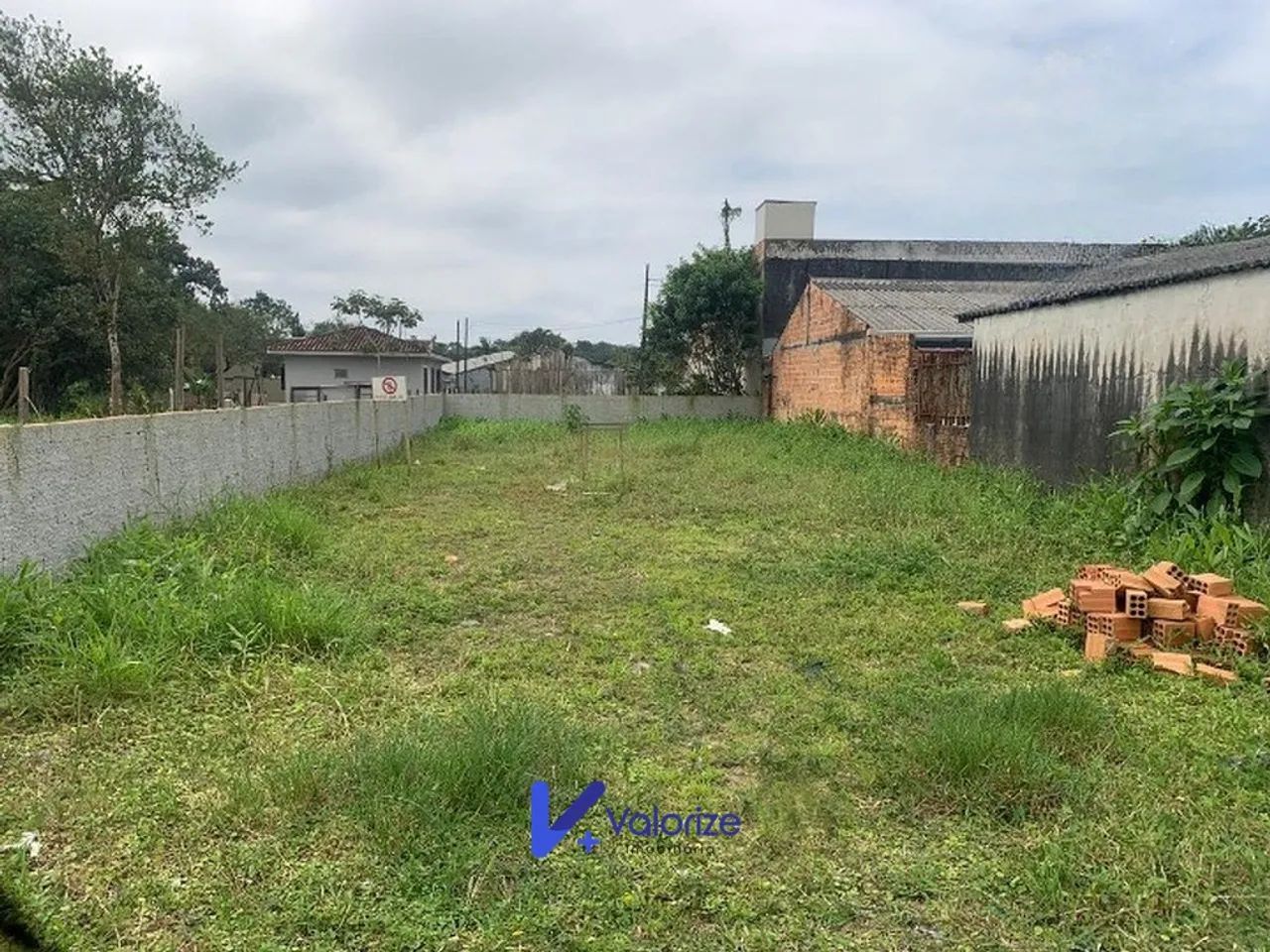 Terreno pronto para construir no Rio da Onça