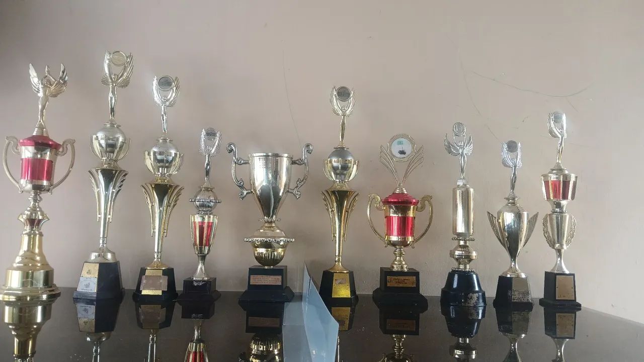 TROFÉUS USADOS  - Foto 2