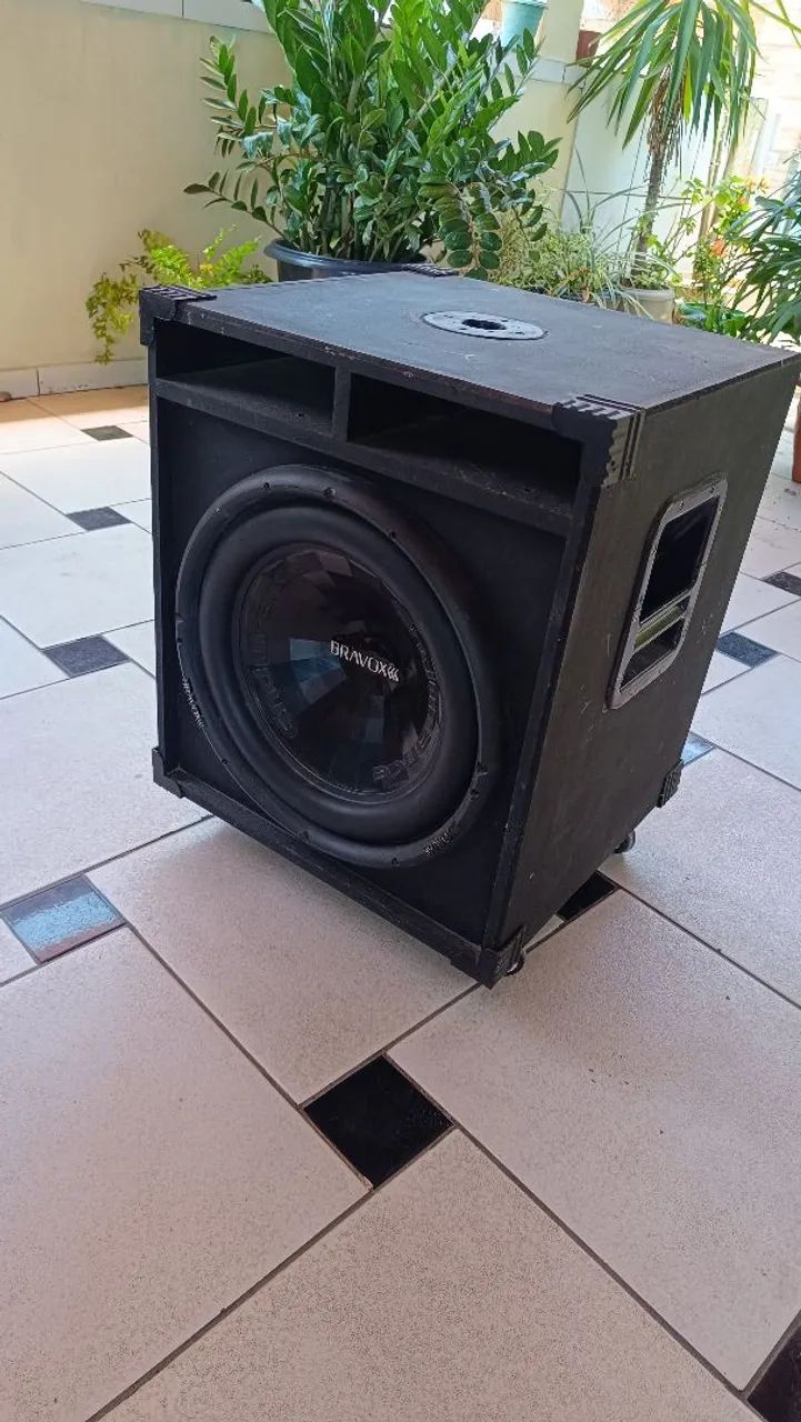 Caixa subwoofer personalizada