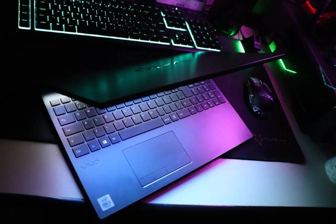 Notebook VAIO FE15 slim