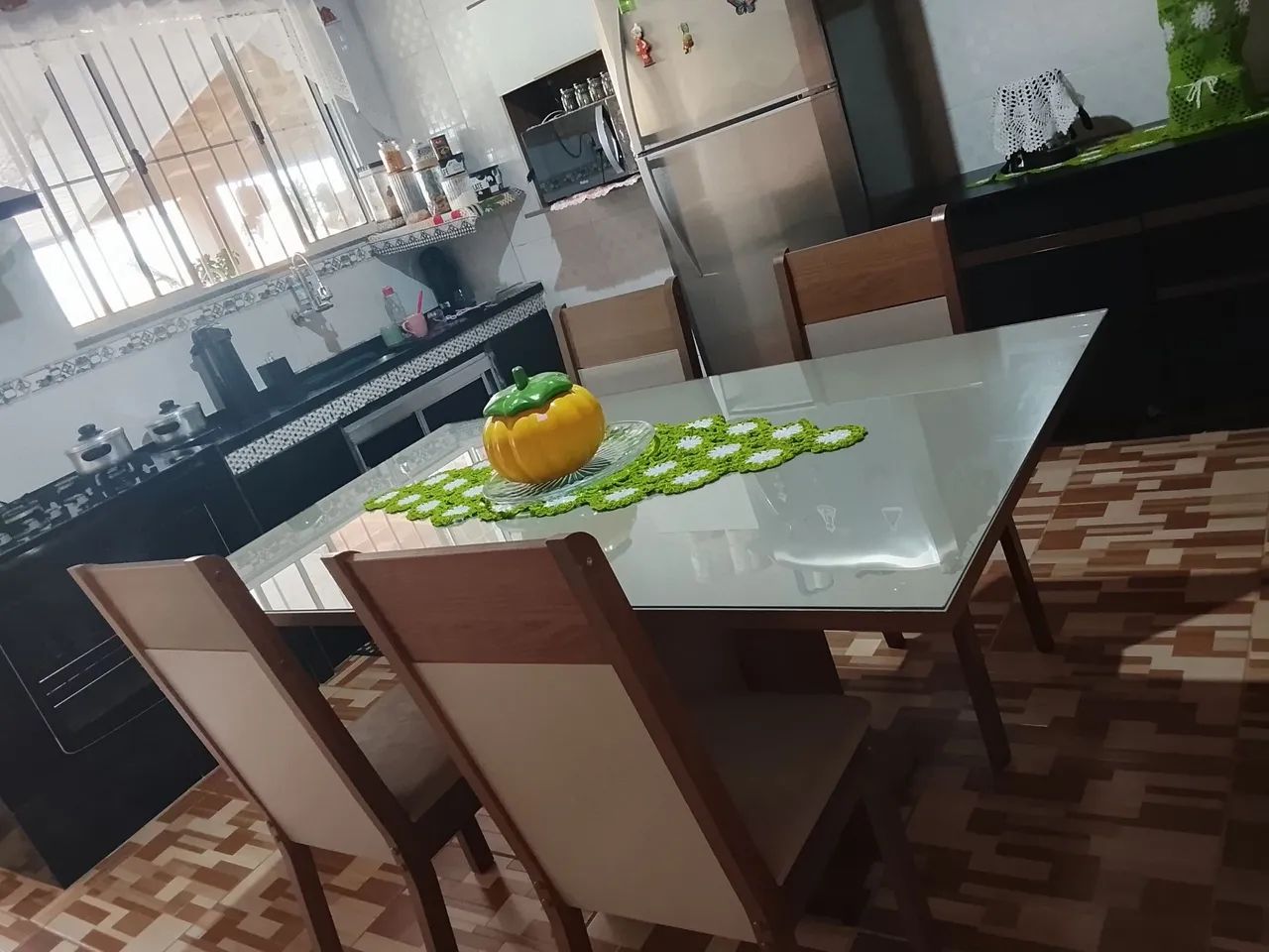 Mesa e painel  - Foto 2