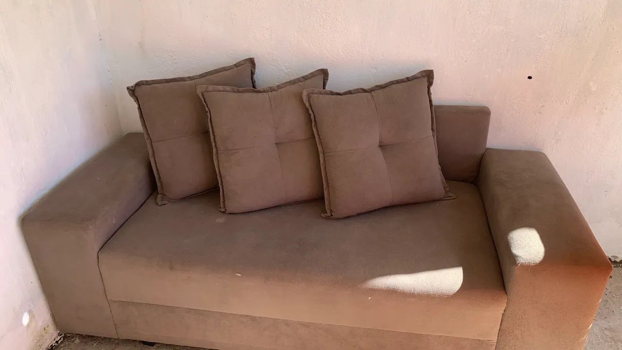 Sofá seminovo 