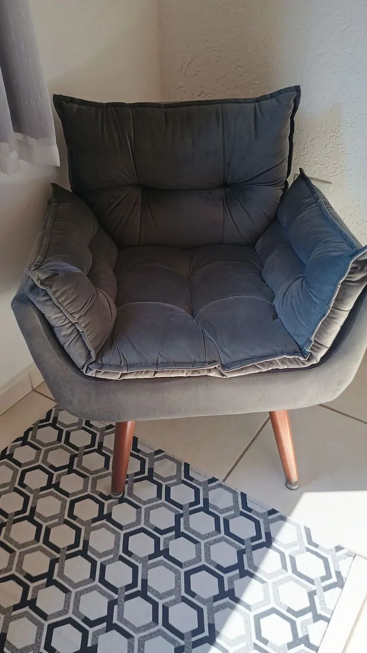 Poltrona Cinza