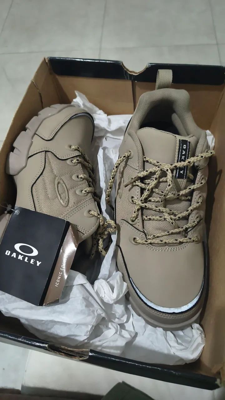  Oakley Halftrack Low 2