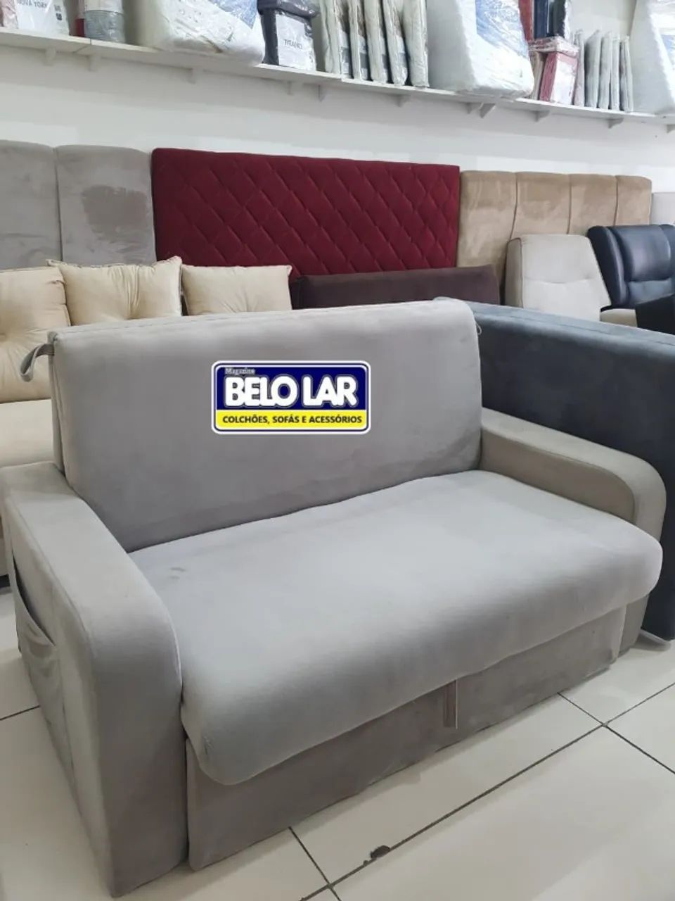 Sofá cama Retrátil Com Baú 