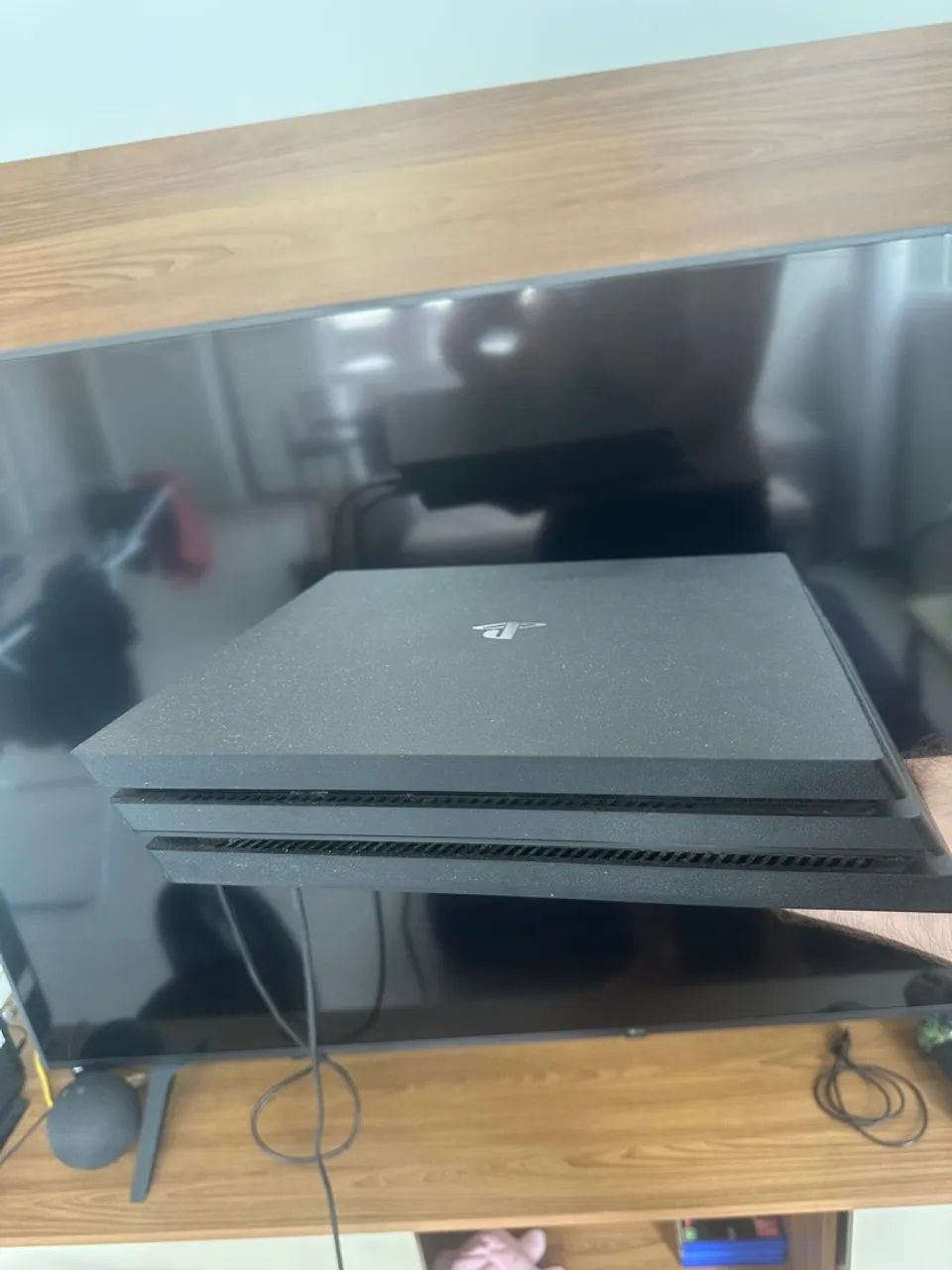 PS4 Pró 1TB Software 13.04 - Foto 3