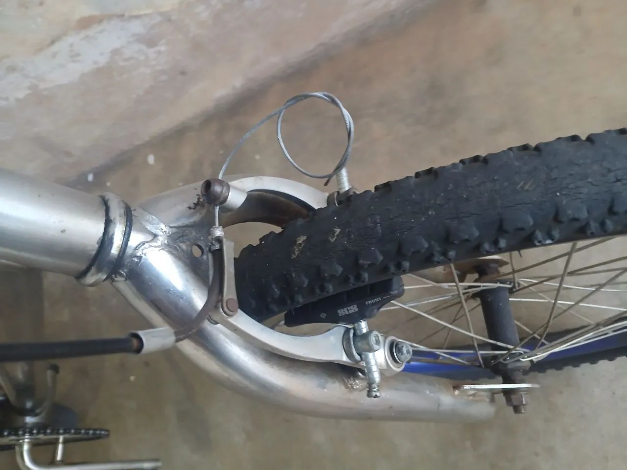 Bicicleta BMX em ótimo estado com quadro reforçado - Foto 3