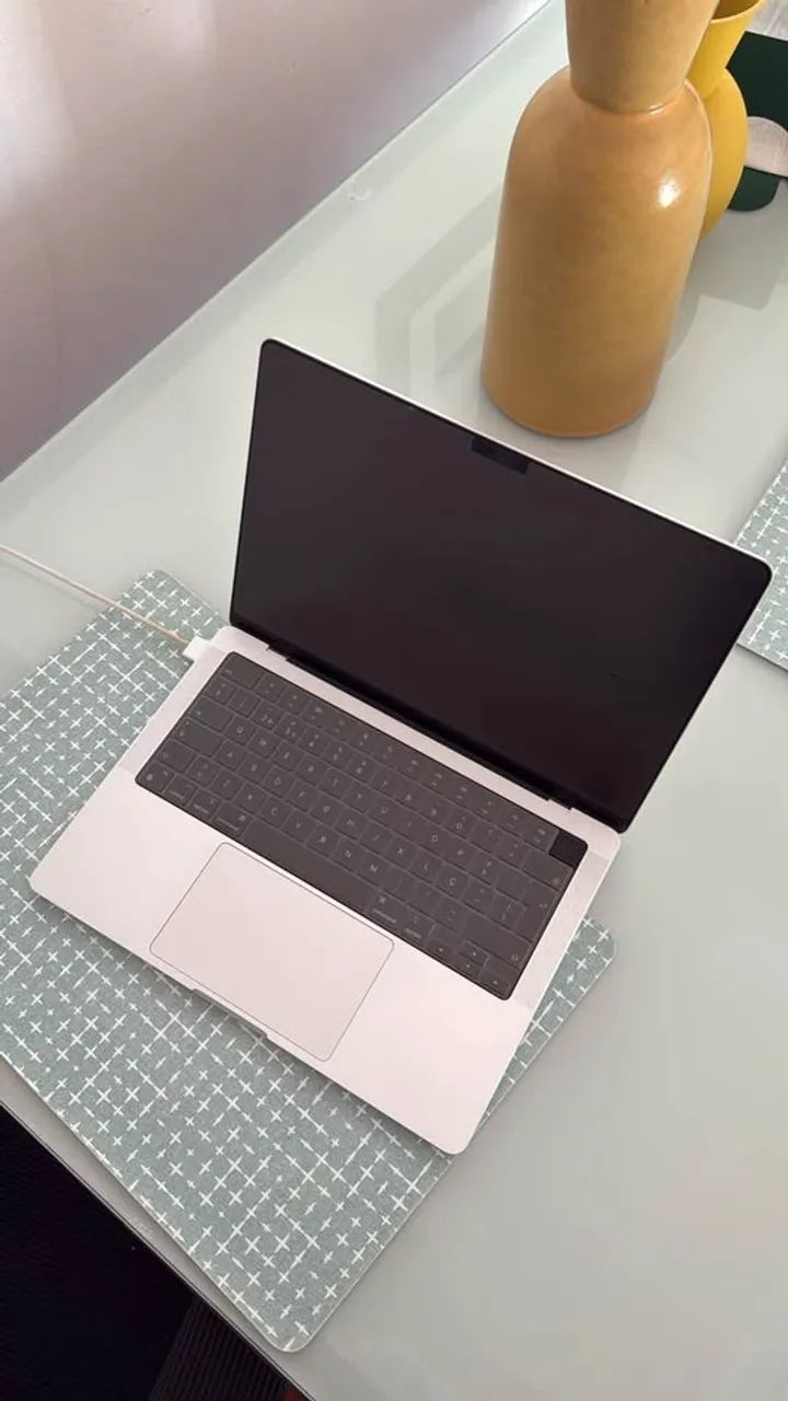 M3 pro 18GB 1tb - Foto 2