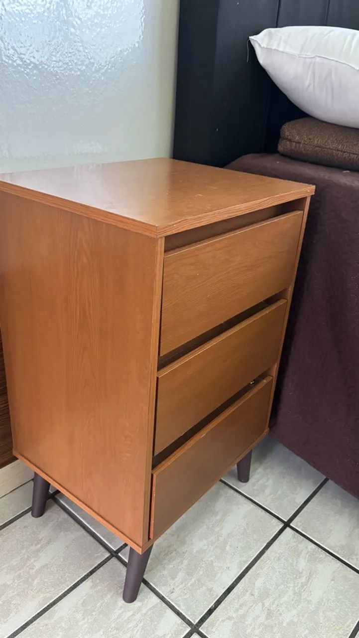 Mesinha lateral com gavetas - Foto 2