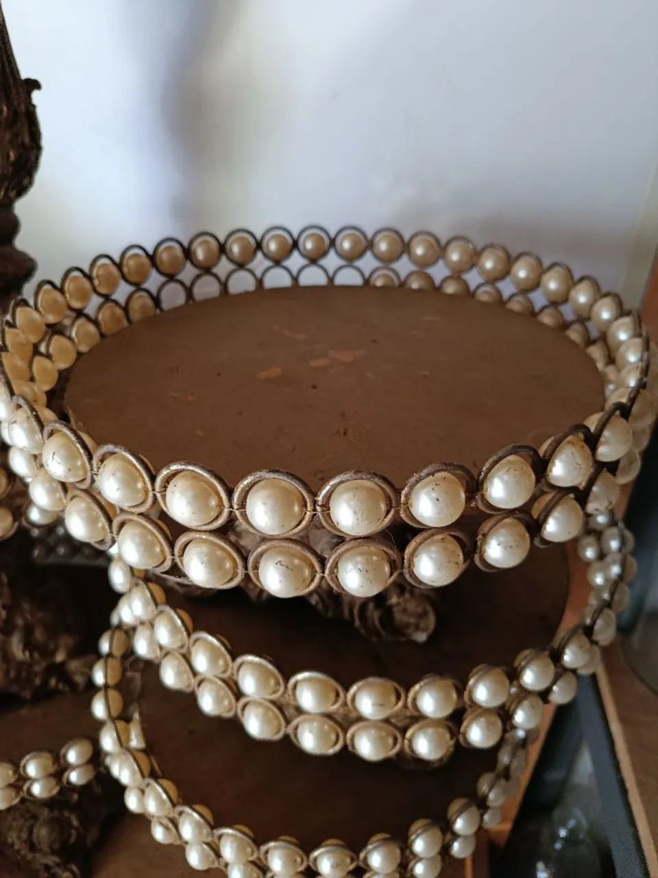 Suporte para doces ( dourado envelhecido com pérolas ) - Foto 2
