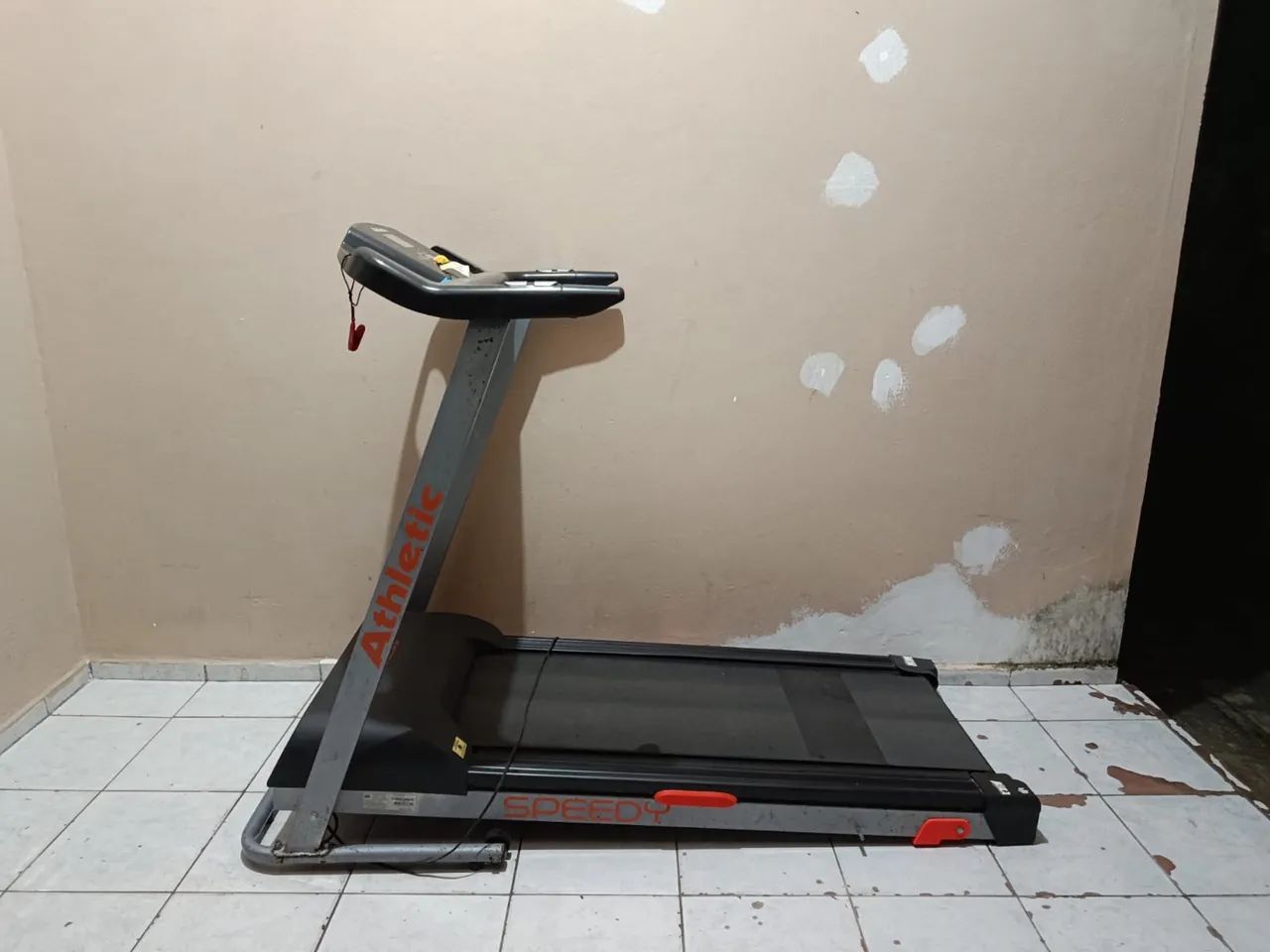 Esteira Athletic à venda! - Foto 3