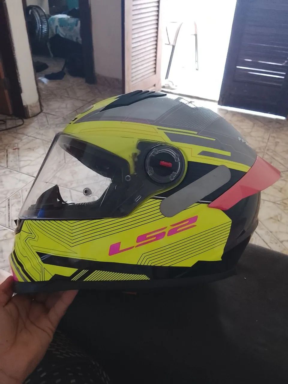 LS2 em perfeito estado  - Foto 3