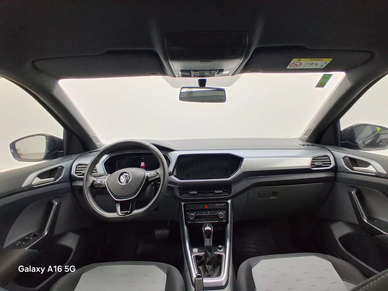 Volkswagen T-Cross Comfortline 1.0 TSI Flex 5P Aut., foto 15 de 18