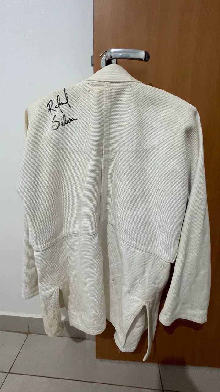 Kimono autografado Rafael Silva - Foto 2