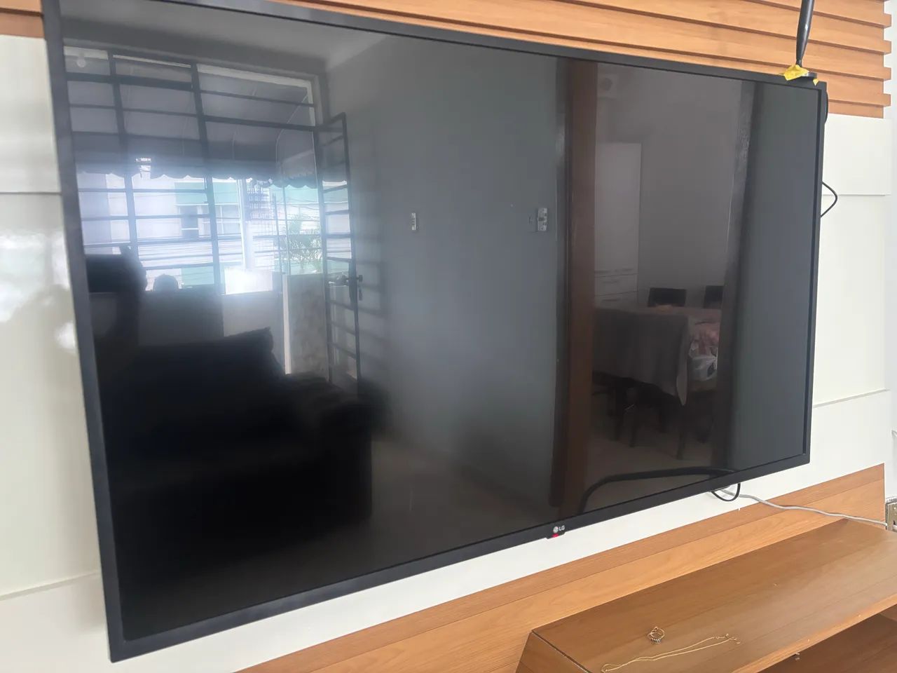 Tv smart 50 polegadas; 4k ; 60 Hz vendo urgente