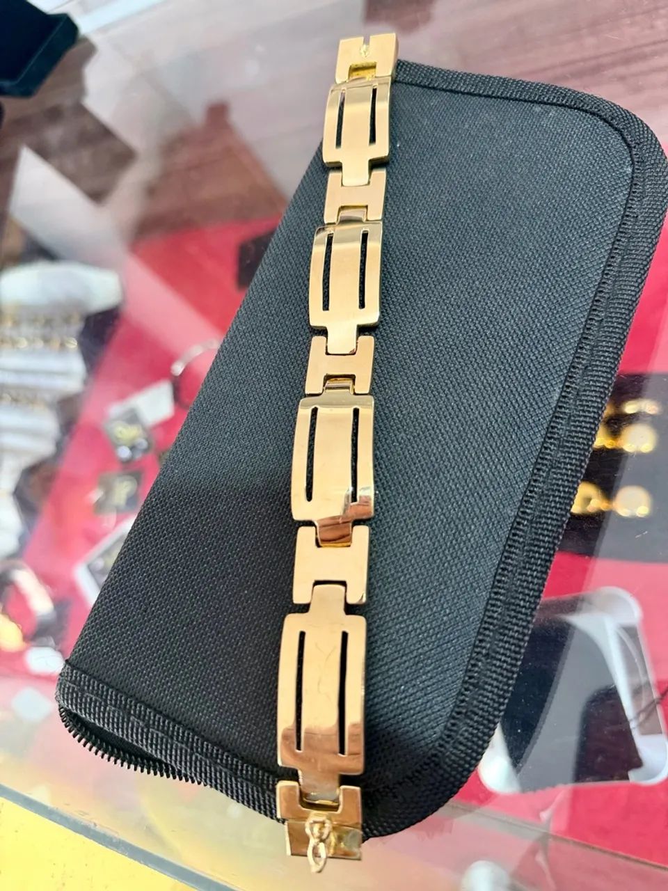 Bracelete em ouro 18 