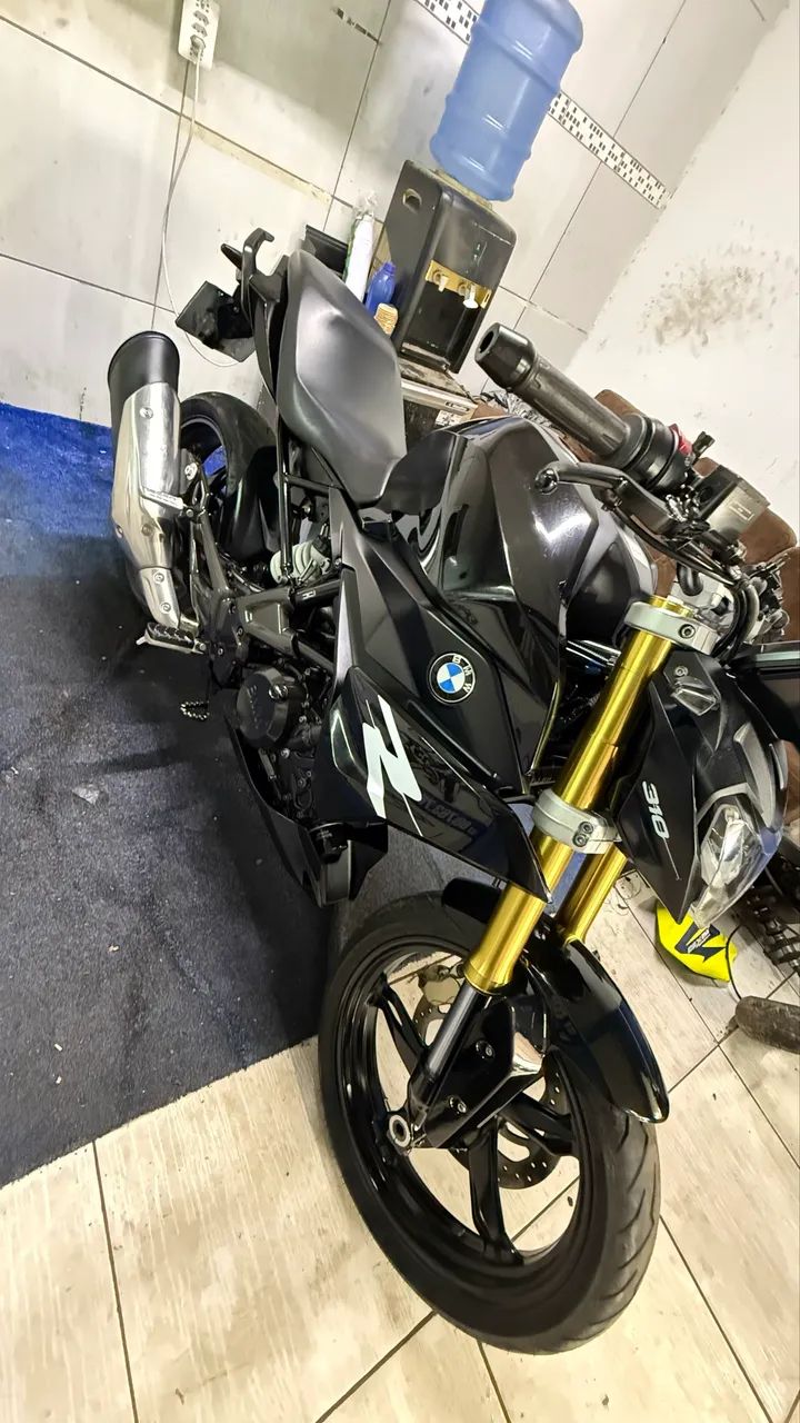 BMW 310R 2022